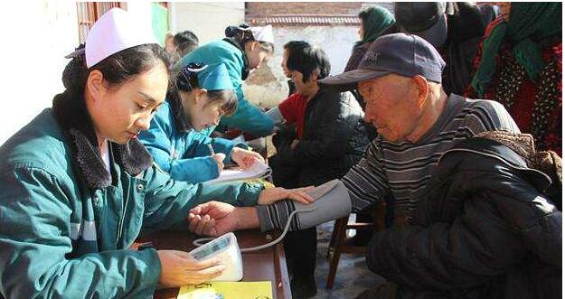 江西：貧困人口醫(yī)療費(fèi)用個人自付比例不到8%?