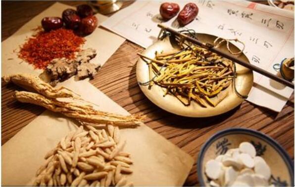 我國中藥材產(chǎn)業(yè)發(fā)展迅速，正向規(guī)?；?，標準化轉(zhuǎn)變