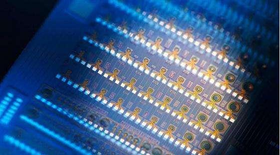 珠海：將通過基金、金融支持、補(bǔ)貼等多種方式，發(fā)展新一代信息技術(shù)全產(chǎn)業(yè)鏈，最高年度補(bǔ)貼達(dá)500萬元???