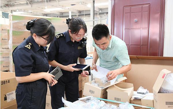 鄭州海關(guān)：前11個月，河南省外貿(mào)進(jìn)出口總值5024.8億元，其中民營企業(yè)進(jìn)出口1366.3億元