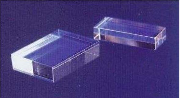 隨著國家對新興產(chǎn)業(yè)的大力扶持，給氧化鋁陶瓷行業(yè)帶來重大利好