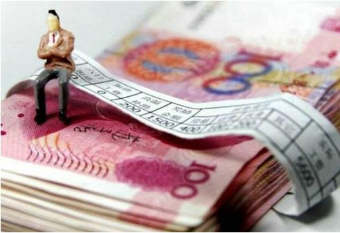 截至2018年12月份，全國共有15個省份調整最低工資標準，上海以2420元居全國之首?