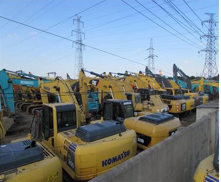 2019年1-2月納入統(tǒng)計的25家主機(jī)制造企業(yè)，共計銷售各類挖掘機(jī)械產(chǎn)品30501臺