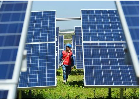 技術(shù)進(jìn)步和產(chǎn)業(yè)升級(jí)加快，成本顯著降低，光伏硅片已成為全球能源轉(zhuǎn)型的重要領(lǐng)域