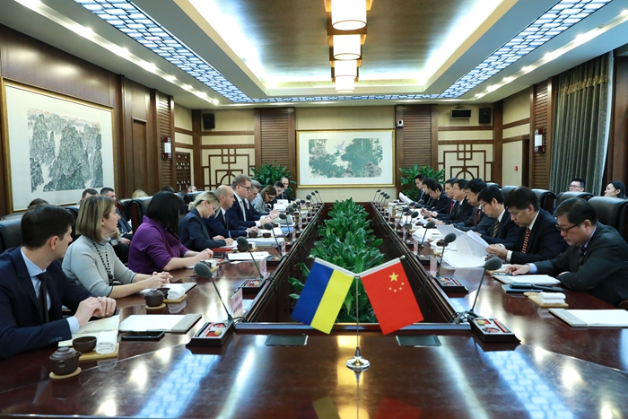 第六屆中國(guó)現(xiàn)代農(nóng)業(yè)發(fā)展論壇聚焦農(nóng)業(yè)生態(tài)環(huán)境建設(shè)