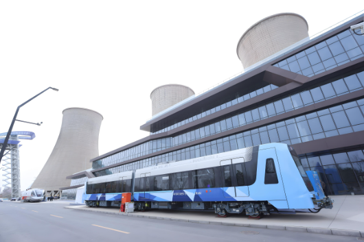 氫能作為清潔能源，被視為軌道交通領(lǐng)域減排的可行選擇，正持續(xù)升溫